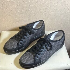TraQ Sneakers size 46. 12 1/2